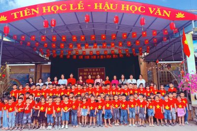 Hoạt động trải nghiệm: Tham quan Trường tiểu học Văn Lý.